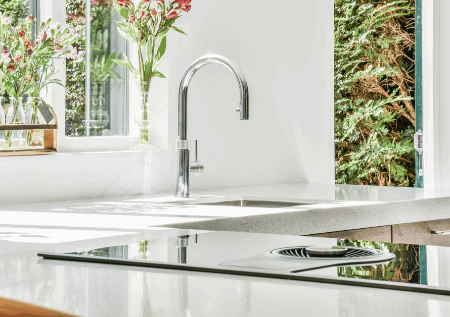 Tips to Tastefully Design and Decorate an L-Shaped Kitchen